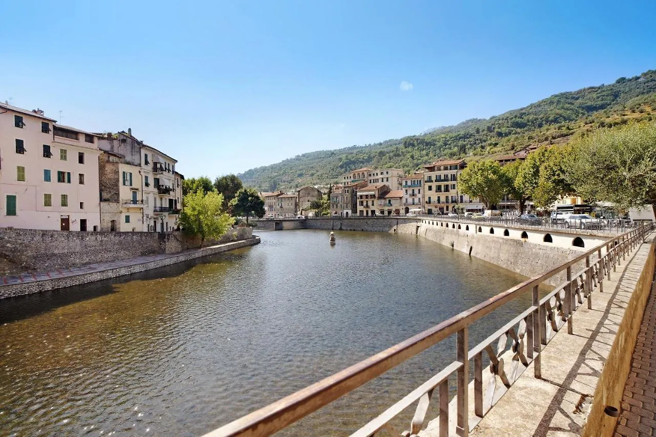 G House Dolceacqua Apartment 0*,